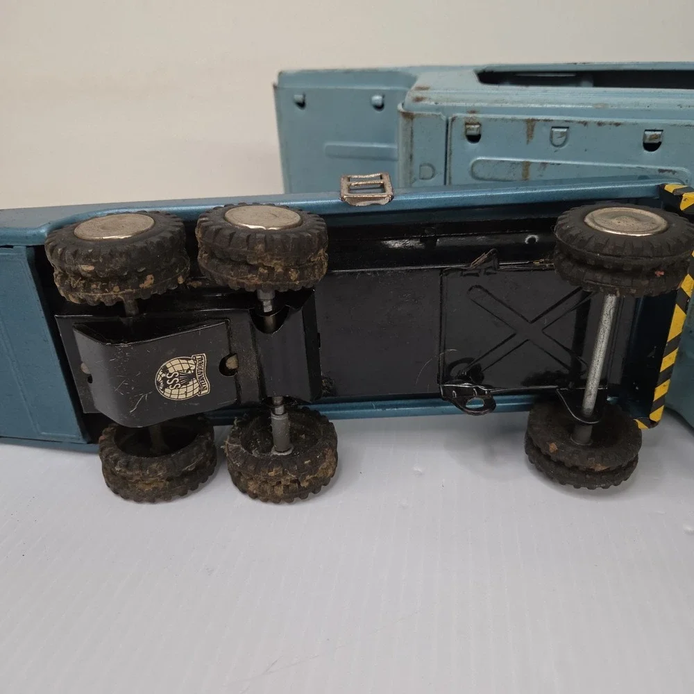 Vintage 1960s SSS International Japan Toy Truck Car Carrier 23